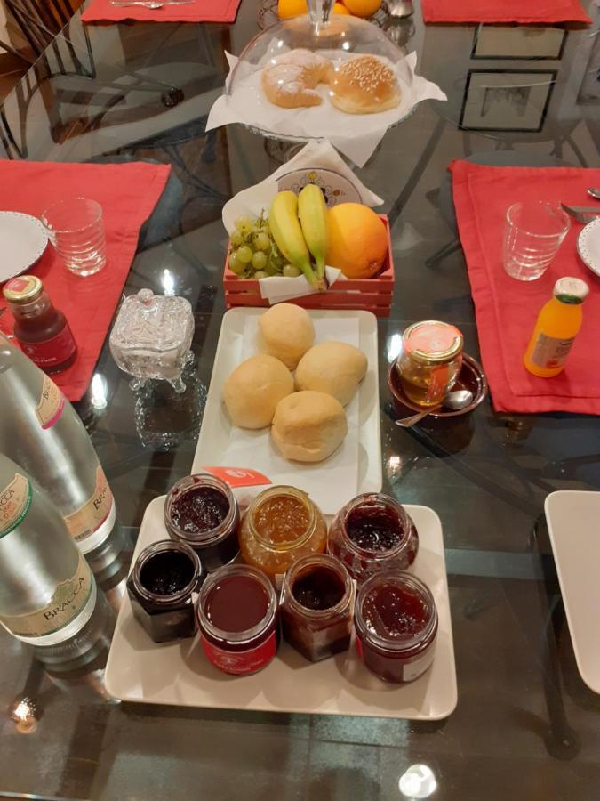 B&B La Fenice Sul Lago 빌롱고 산탈레산드로 외부 사진