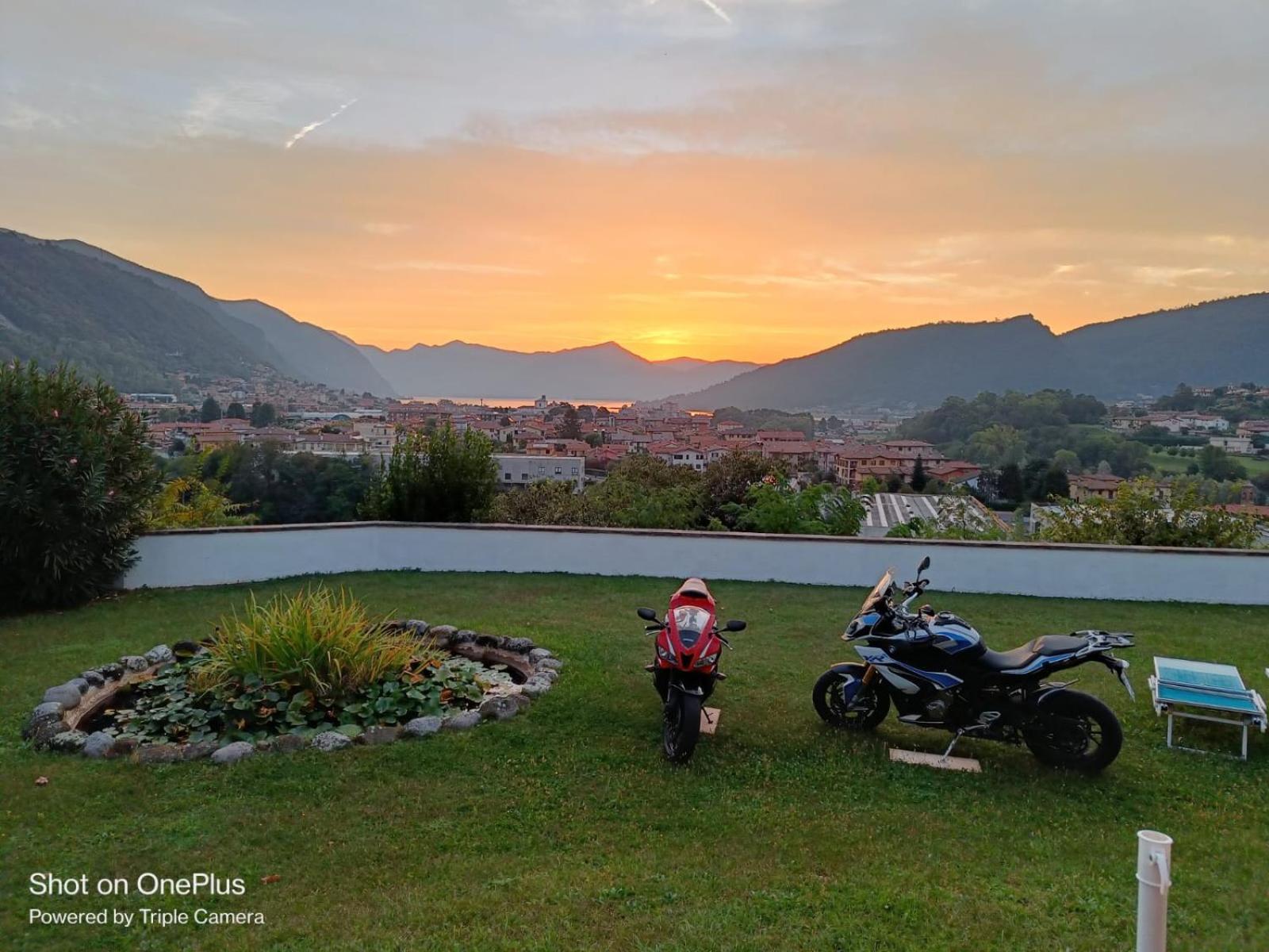 B&B La Fenice Sul Lago 빌롱고 산탈레산드로 외부 사진