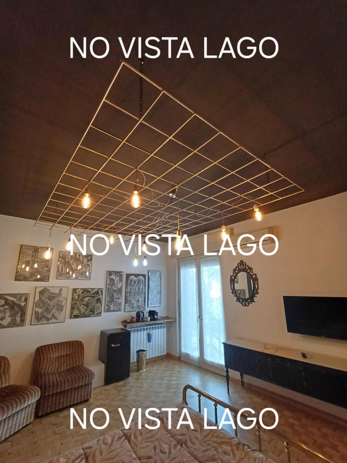 B&B La Fenice Sul Lago 빌롱고 산탈레산드로 객실 사진